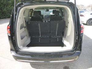 CHRYSLER PACIFICA TOURING L - 6