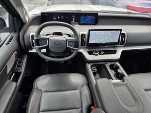 FORD EXPEDITION ACTIVE - 4