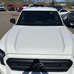 TOYOTA TACOMA SR - 9