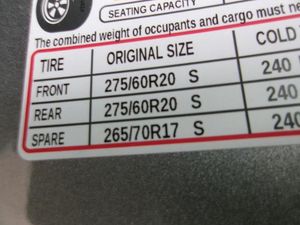 CHEVROLET SUBURBAN Z71 - 9