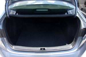 صورة 6 لـ 2025 Toyota COROLLA LE