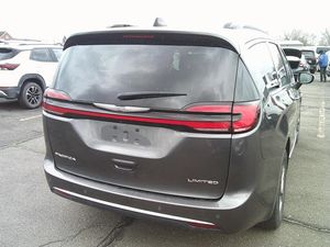 CHRYSLER PACIFICA LIMITED - 2