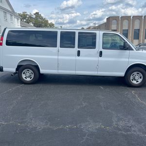 CHEVROLET EXPRESS PASSENGER RWD 3500 EXTENDED WHEELBASE LS - 6