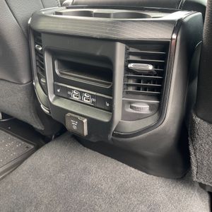 صورة مصغرة 56 لـ 2024 RAM 3500 LIMITED