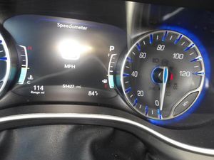 CHRYSLER PACIFICA TOURING L - 5