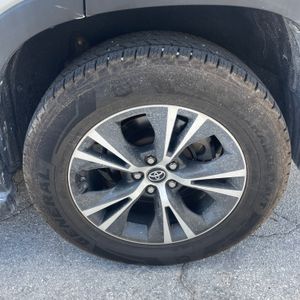 2019 Toyota HIGHLANDER LE 照片 11