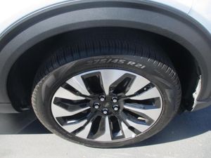 FORD EXPLORER PLATINUM - 9