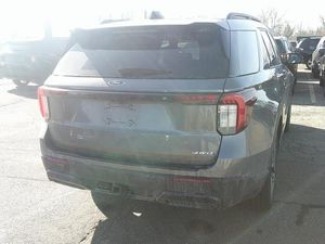 FORD EXPLORER ST-LINE - 2