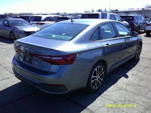 VOLKSWAGEN JETTA SPORT - 2