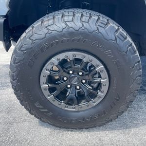 FORD BRONCO RAPTOR - 10