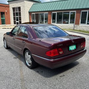 صورة 3 لـ 1996 Mercedes-BENZ E-CLASS