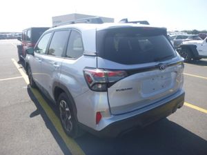 2025 Subaru FORESTER PREMIUM — миниатюра 25