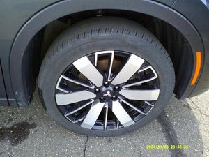 MITSUBISHI OUTLANDER SE - 8