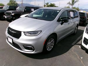 CHRYSLER PACIFICA TOURING L - 1