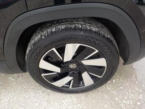 صورة 9 لـ 2025 Volkswagen ATLAS CROSS SPORT 2.0T SE W/TECHNOLOGY