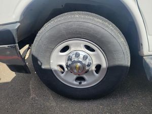 CHEVROLET EXPRESS - 9