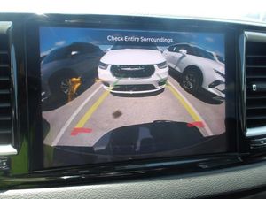 CHRYSLER PACIFICA TOURING L - 9