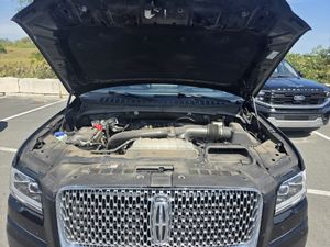 صورة 19 لـ 2024 Lincoln NAVIGATOR RESERVE