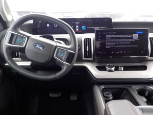 FORD EXPEDITION ACTIVE - 4