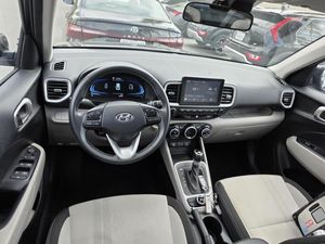 2025 Hyundai VENUE 照片 4