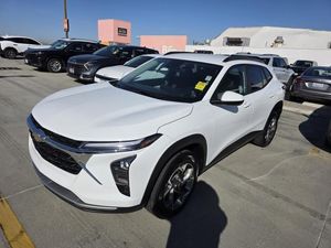 CHEVROLET TRAX LT - 1