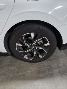 2025 Hyundai SONATA SEL thumbnail 13
