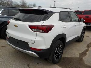 CHEVROLET TRAILBLAZER LT - 2