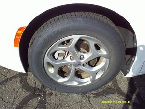 CHRYSLER PACIFICA LIMITED - 9