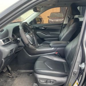 2024 Toyota HIGHLANDER XLE — миниатюра 24