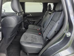 2025 Mitsubishi OUTLANDER — миниатюра 20