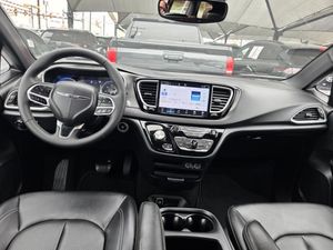 CHRYSLER PACIFICA SELECT - 4