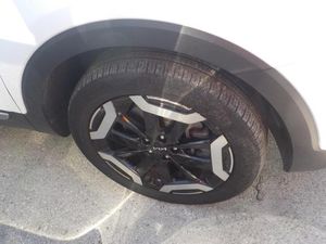 صورة 10 لـ 2025 KIA TELLURIDE S