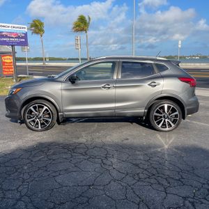 NISSAN ROGUE SPORT SL - 2