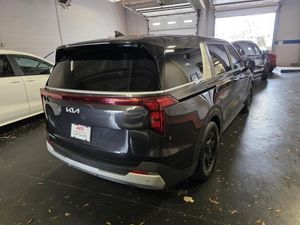 KIA CARNIVAL LXS - 2