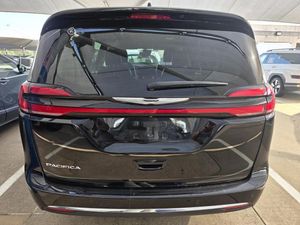 2024 Chrysler PACIFICA TOURING L thumbnail 22