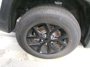 صورة مصغرة 14 لـ 2025 JEEP GRAND CHEROKEE ALTITUDE