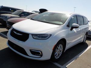 CHRYSLER PACIFICA TOURING L - 1