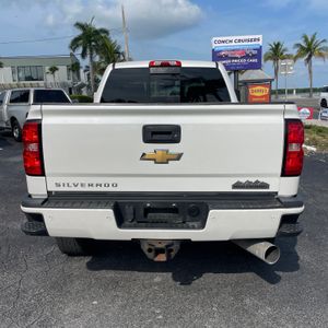 صورة 4 لـ 2019 Chevrolet SILVERADO 2500HD HIGH COUNTRY