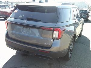 FORD EXPLORER ST-LINE - 2