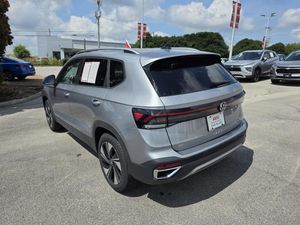 صورة مصغرة 25 لـ 2025 Volkswagen TAOS SE