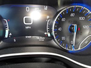 CHRYSLER PACIFICA TOURING L - 5