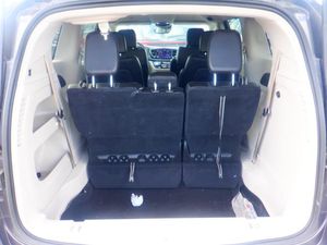 CHRYSLER PACIFICA TOURING L - 6