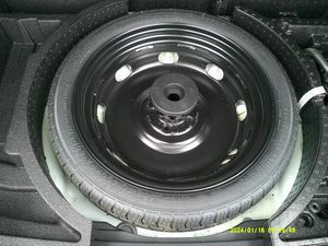 صورة 11 لـ 2025 Volkswagen TAOS SE