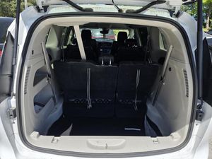 CHRYSLER PACIFICA TOURING L - 6