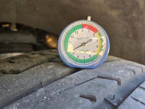 JEEP GRAND WAGONEER SERIES II - 8