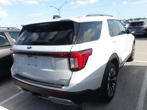 FORD EXPLORER PLATINUM - 2