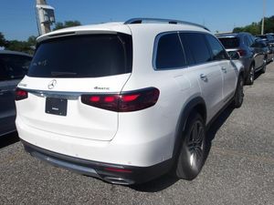 MERCEDES-BENZ GLS - 2