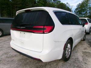 CHRYSLER PACIFICA TOURING L - 2