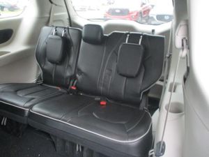 صورة مصغرة 24 لـ 2023 Chrysler PACIFICA LIMITED