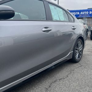 KIA FORTE GT-LINE - 4